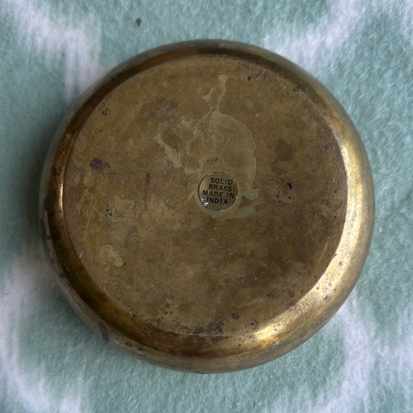 Vintage Brass Ashtray made in India - Picture 3 of 5